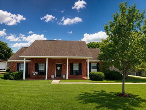 Photo of 1549 Tara Lane, Montgomery, AL 36117 (MLS # 7800498)