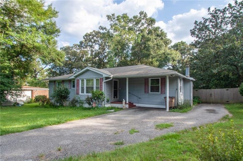 Photo of 4001 Bourgeois Drive, Mobile, AL 36609 (MLS # 7827975)