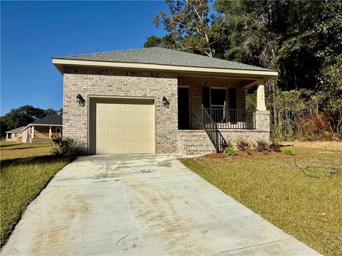 Photo of 1124 Forest Glen Drive, Mobile, AL 36618 (MLS # 7677418)