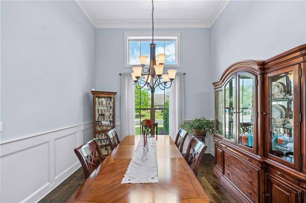 24917 Yawley Drive - Photo 4