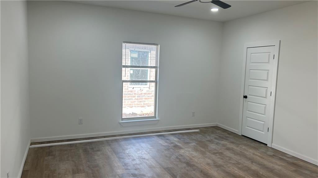 360 Burton Avenue - Photo 4
