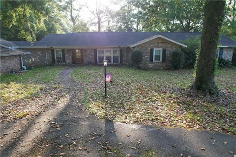 Photo of 615 Skyline Drive W, Mobile, AL 36609 (MLS # 7790275)