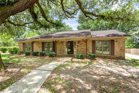 Photo of 1816 Burntwood Drive W, Mobile, AL 36609 (MLS # 7784222)