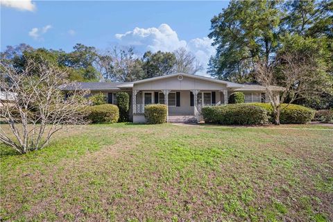 Photo of 407 Ridgecrest Court, Mobile, AL 36609 (MLS # 7703079)