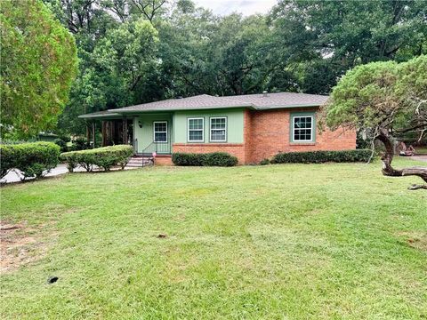 Photo of 914 E Gulf Terra Drive, Mobile, AL 36605 (MLS # 7805583)