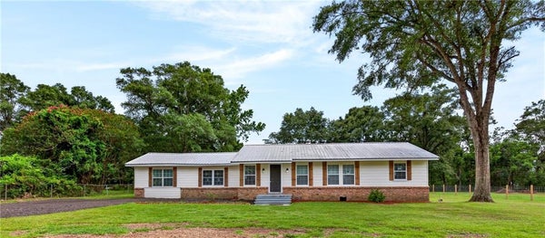 8051 ALOYIS DR, THEODORE, AL 36582 - Image 2f94d5b369c40f598941b59a2b2a36e2/687163194
