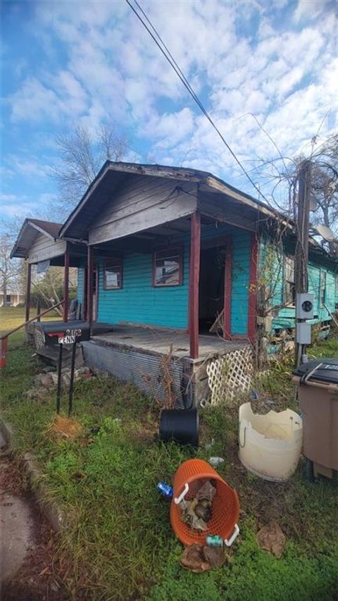 Photo of 2462 Richardson Street, Mobile, AL 36610 (MLS # 7701444)