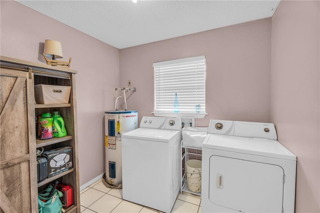 Fairhope, Alabama 36532, United States, 4 Bedrooms Bedrooms, ,3 BathroomsBathrooms,Residential,Pending,69807