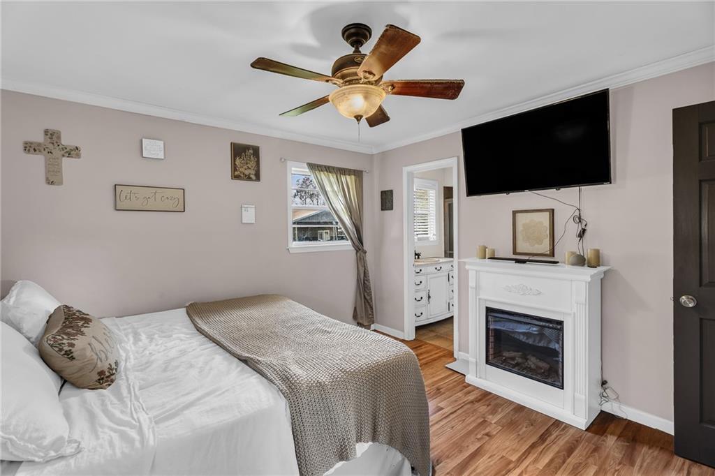 Fairhope, Alabama 36532, United States, 4 Bedrooms Bedrooms, ,3 BathroomsBathrooms,Residential,Pending,69807