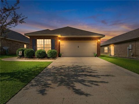 Photo of 24336 Wilshire Way, Daphne, AL 36526 (MLS # 7792028)