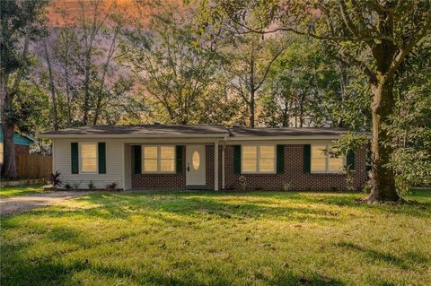 Photo of 4259 Raines Drive, Mobile, AL 36609 (MLS # 7659708) Photo of 4259 Raines Drive, Mobile, AL 36609 (MLS # 7659708)