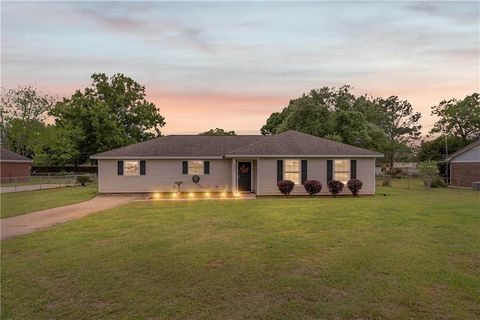 Photo of 8561 Lincoln Downs Drive E, Theodore, AL 36582 (MLS # 7731781)