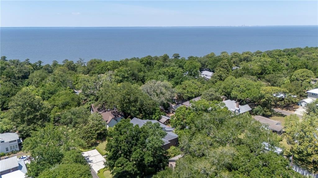 113 Oak Avenue - Photo 2