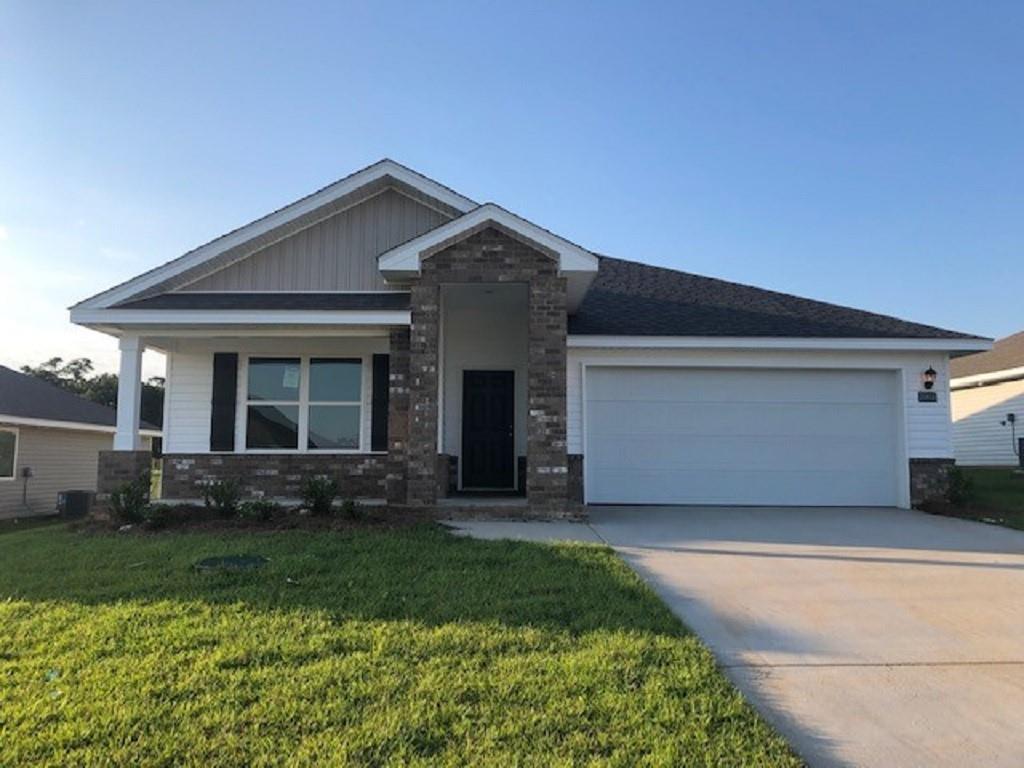 Photo 1 of 32 — 10858 Paget Drive N, Mobile, AL 36608