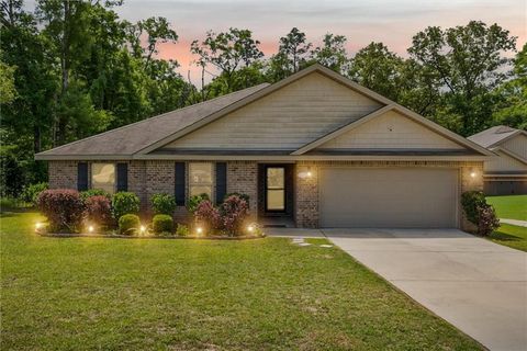 Photo of 8387 Calgary Drive S, Mobile, AL 36695 (MLS # 7766190)