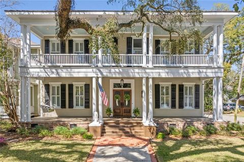 Photo of 1900 Old Government Street, Mobile, AL 36606 (MLS # 7729336)