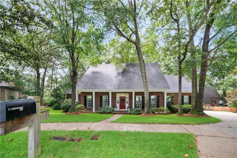 Photo of 2205 Fieldstone Court, Mobile, AL 36695 (MLS # 7794854)