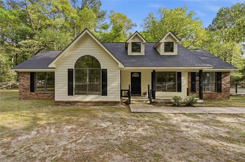 Photo of 9770 Lakeview Road, Bay Minette, AL 36507 (MLS # 7747945)
