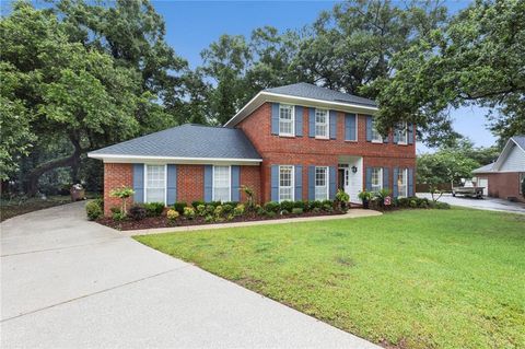 Photo of 6300 Hillcrest Oaks Drive, Mobile, AL 36693 (MLS # 7789805)