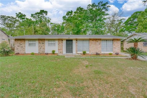 Photo of 415 Devon Street, Mobile, AL 36617 (MLS # 7740411)