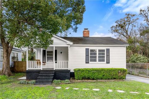 Photo of 208 Pinehill Drive, Mobile, AL 36606 (MLS # 7729841)