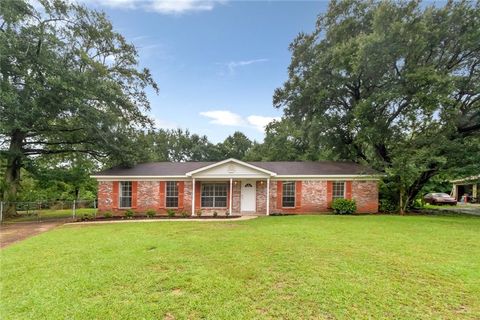 Photo of 6840 Highmont Drive, Theodore, AL 36582 (MLS # 7632904) Photo of 6840 Highmont Drive, Theodore, AL 36582 (MLS # 7632904)