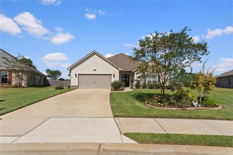 Photo of 9430 Volterra Avenue, Daphne, AL 36526 (MLS # 7659717) Photo of 9430 Volterra Avenue, Daphne, AL 36526 (MLS # 7659717)