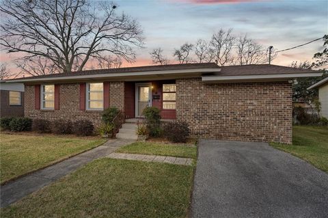 Photo of 106 Esplanade Avenue, Mobile, AL 36606 (MLS # 7725709)