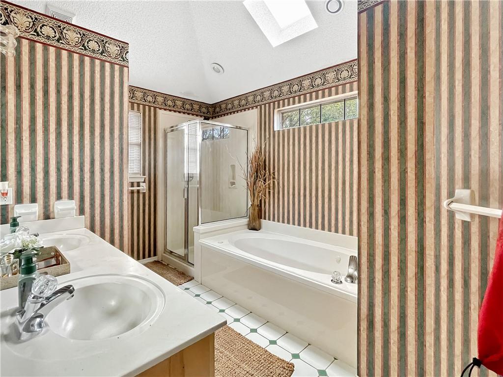 Mobile, Alabama 36693, United States, 4 Bedrooms Bedrooms, ,3 BathroomsBathrooms,Residential,Active,31459