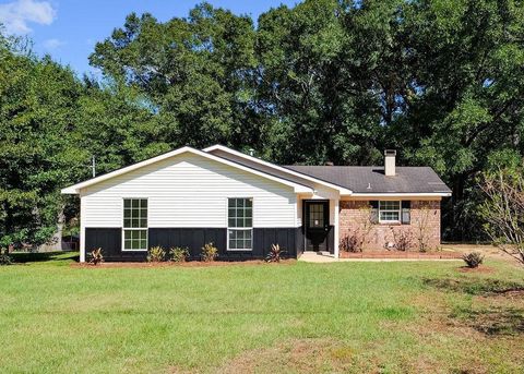 Photo of 1820 Wagon Wheel Drive, Semmes, AL 36575 (MLS # 7669793)