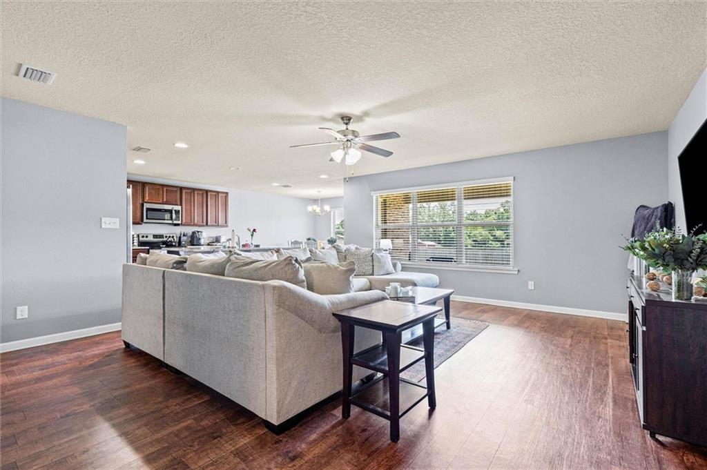 8405 Calgary Drive - Photo 3