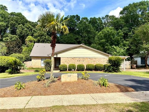 Photo of 3417 Emelye Drive, Mobile, AL 36693 (MLS # 7775453)