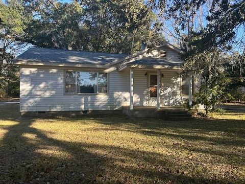 Photo of 2283 Cedar Point Road, Mobile, AL 36605 (MLS # 7706343)