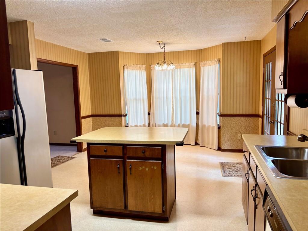 Mobile, Alabama 36609, United States, 3 Bedrooms Bedrooms, ,2 BathroomsBathrooms,Residential,Active,191289