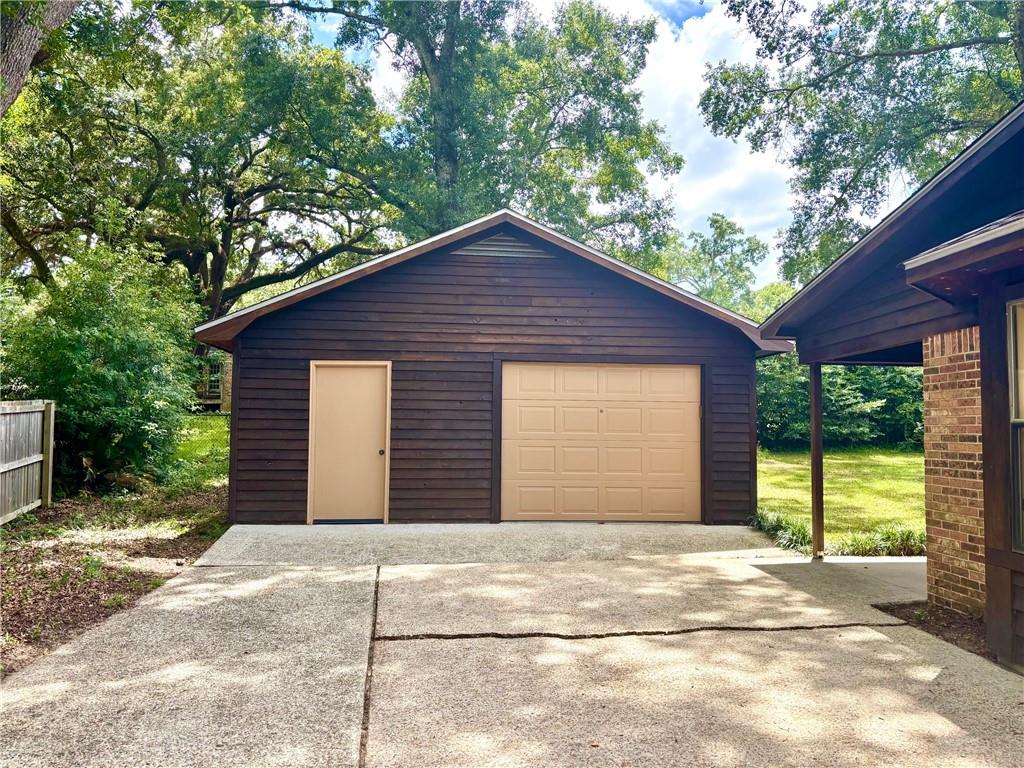 Mobile, Alabama 36609, United States, 3 Bedrooms Bedrooms, ,2 BathroomsBathrooms,Residential,Active,191289