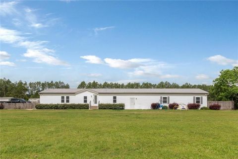 Photo of 23853 Cumberland Road, Robertsdale, AL 36567 (MLS # 7775647)