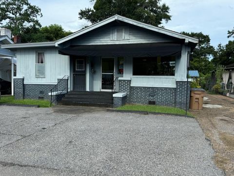 Photo of 458 Dauphin Island Parkway, Mobile, AL 36606 (MLS # 7636264)