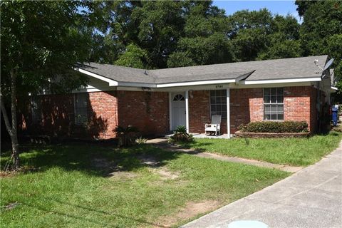 Photo of 4244 Lumsden Battery Circle W, Mobile, AL 36619 (MLS # 7611382) Photo of 4244 Lumsden Battery Circle W, Mobile, AL 36619 (MLS # 7611382)