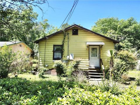 Photo of 403 Ogden Avenue, Mobile, AL 36607 (MLS # 7733861)