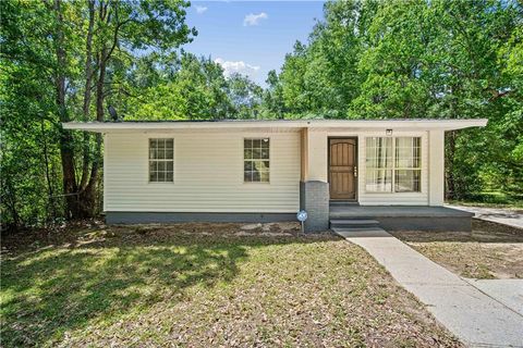 Photo of 5931 Westhaven Drive S, Mobile, AL 36608 (MLS # 7754684)