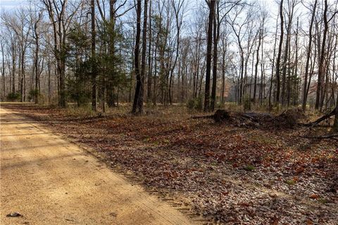 Photo of 0 River Oaks Landing Circle, Orrville, AL 36767 (MLS # 7527363)