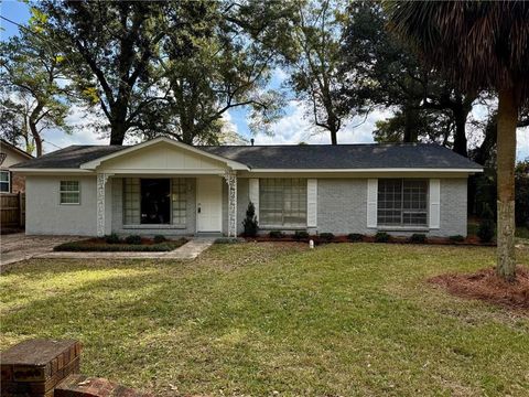 Photo of 1659 Hand Avenue, Mobile, AL 36612 (MLS # 7683982)