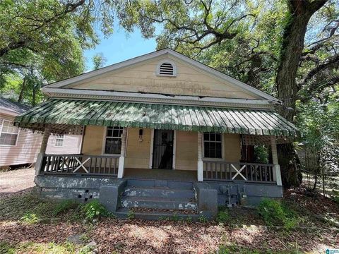 Photo of 557 Marine Street, Mobile, AL 36604 (MLS # 7610562)