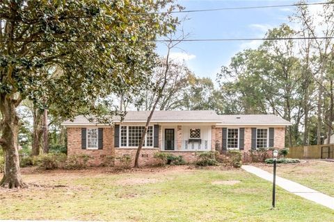 Photo of 2863 Starlit Drive E, Mobile, AL 36693 (MLS # 7708068)
