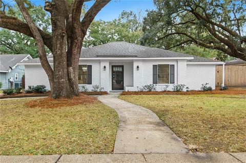 Photo of 6009 Laurel Wood Court, Mobile, AL 36609 (MLS # 7694277)