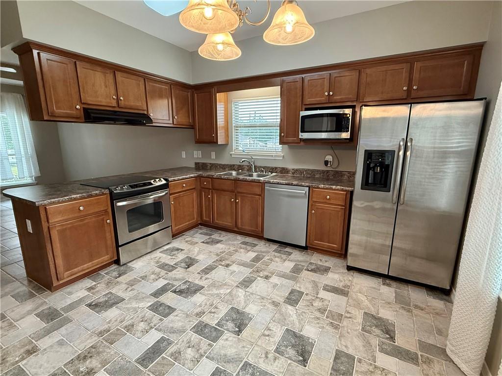 Mobile, Alabama 36695, United States, 3 Bedrooms Bedrooms, ,2 BathroomsBathrooms,Residential,Active,201276