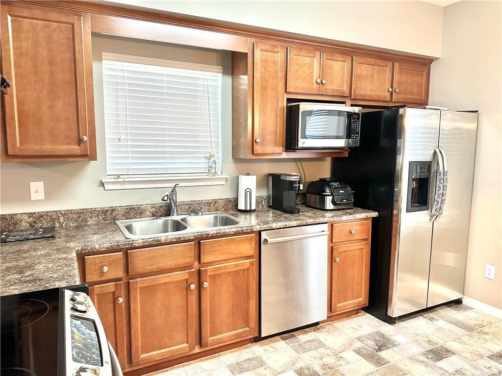 Mobile, Alabama 36695, United States, 3 Bedrooms Bedrooms, ,2 BathroomsBathrooms,Residential,Active,201276