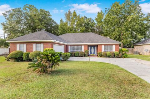 Photo of 8700 Irongate Way, Mobile, AL 36695 (MLS # 7657033) Photo of 8700 Irongate Way, Mobile, AL 36695 (MLS # 7657033)