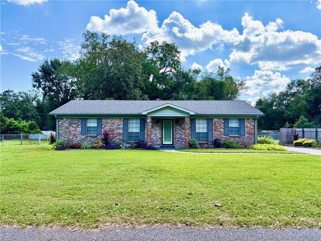 Theodore, Alabama 36582, United States, 4 Bedrooms Bedrooms, ,2 BathroomsBathrooms,Residential,Active,226489 Theodore, Alabama 36582, United States, 4 Bedrooms Bedrooms, ,2 BathroomsBathrooms,Residential,Active,226489