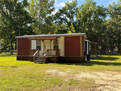 Photo of 7710 Pecan Drive S, Irvington, AL 36544 (MLS # 7774540)